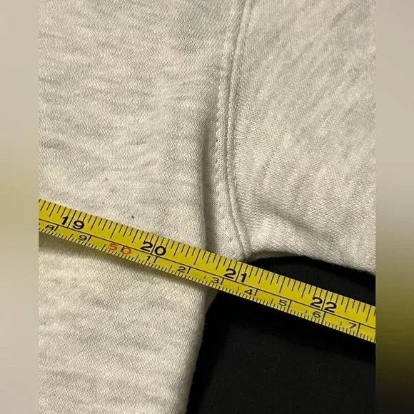 Bedford Fall NY Sweatshirt M snug NWOT It’s A Wonderful Life Christmas film - Picture 8 of 12